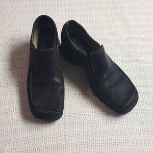 Timberland Comfort Smart Sz. 6.5 Black Leather 1.5" Heeled Slipon‎ Shoes